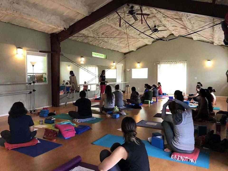 yoga retreats washington state