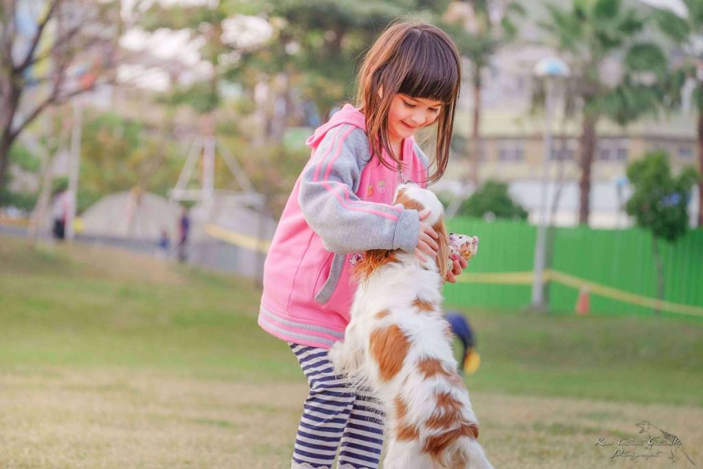 kids and their pets