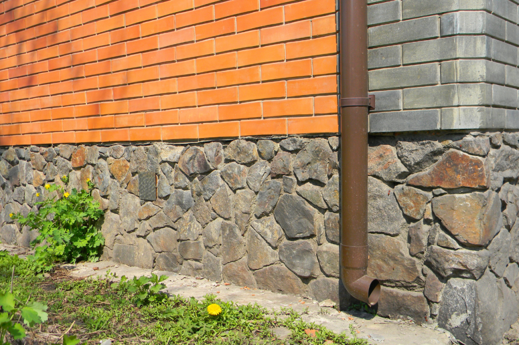 How to Creative Ways Hide Wall Imperfections Without Repair