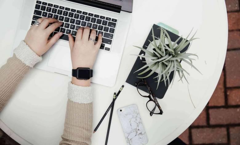 woman-starting-a-business-teachworkoutlove.com