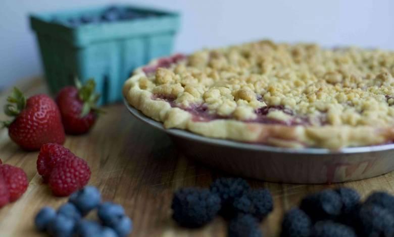 bean-and-pie-homemade-blueberry-pies-teachworkoutlove.com