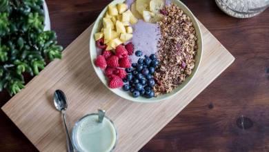 changing-your-diet-adding-fruit-and-oats-teachworkoutlove.com