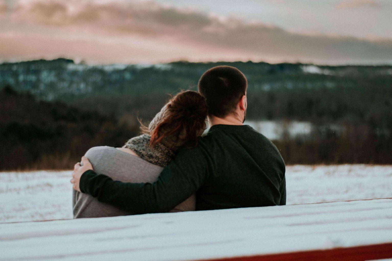 couple-staring-into-nature