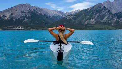 maximize-your-fitness-workouts-kayaking-in-lake