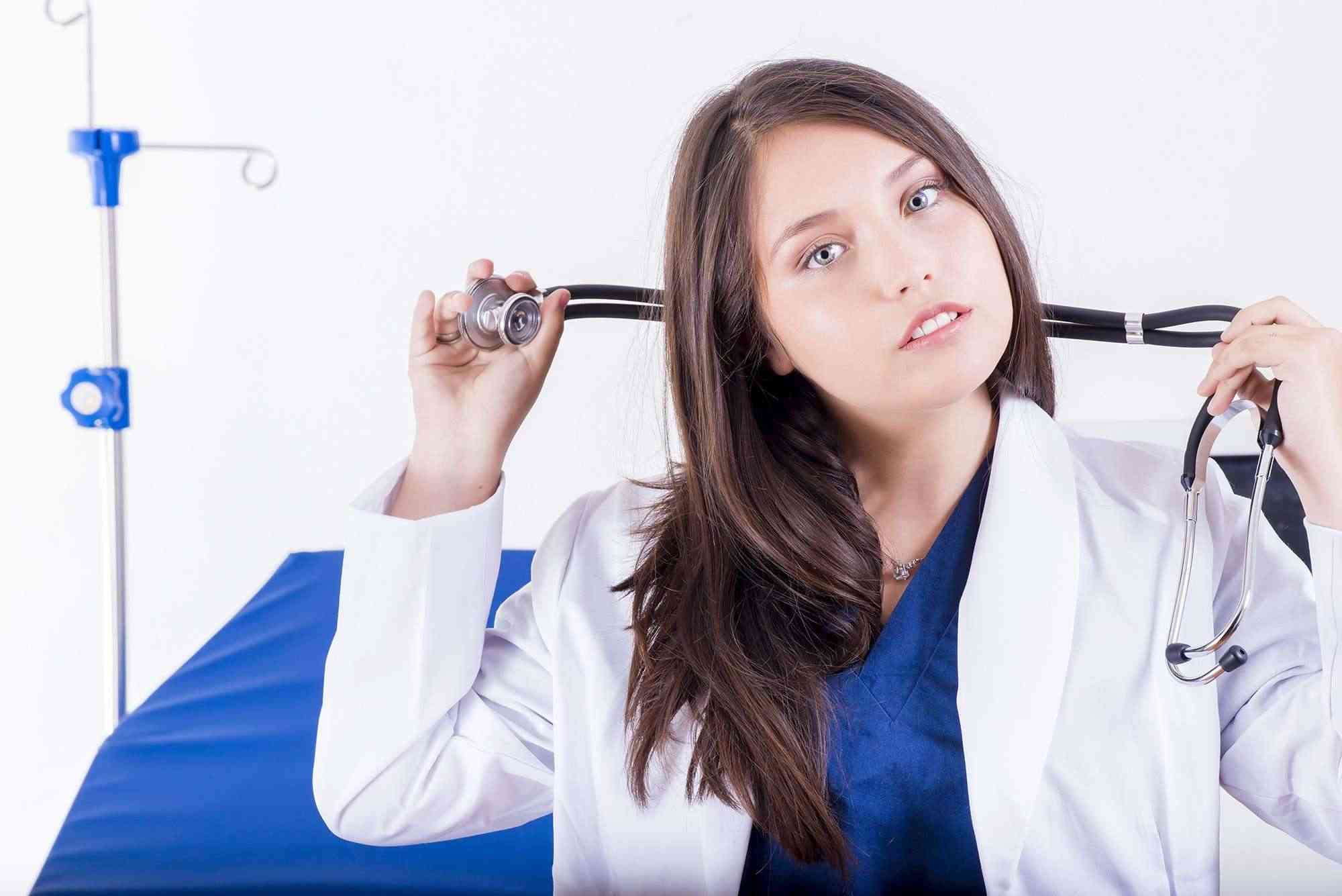 postpartum-doctors-visit