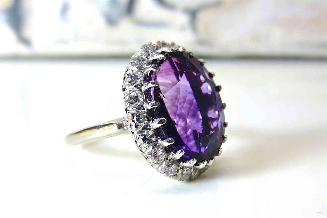 purple-diamond-gift-valentines-day