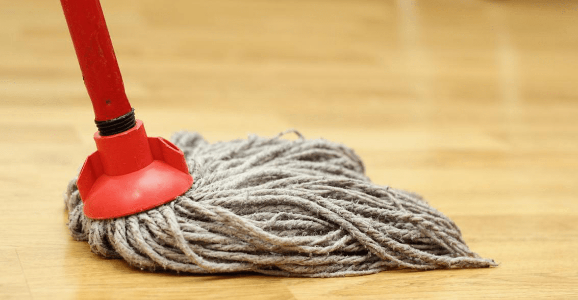 mopping-to-clean-wood-floors