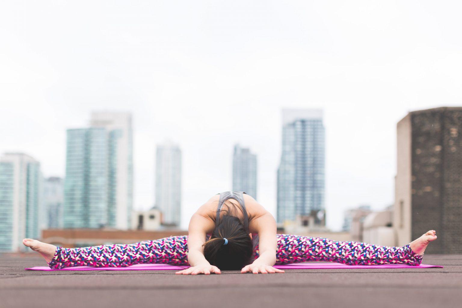yoga-poses-to-de-stress