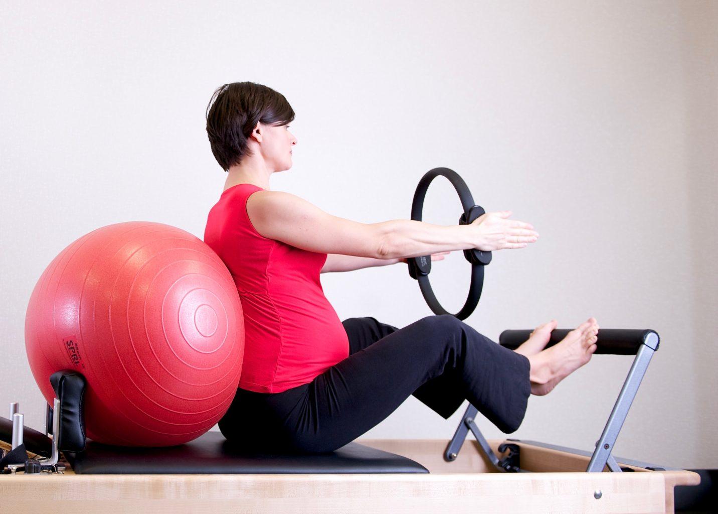 pilates-exercises-for-pregnant-women