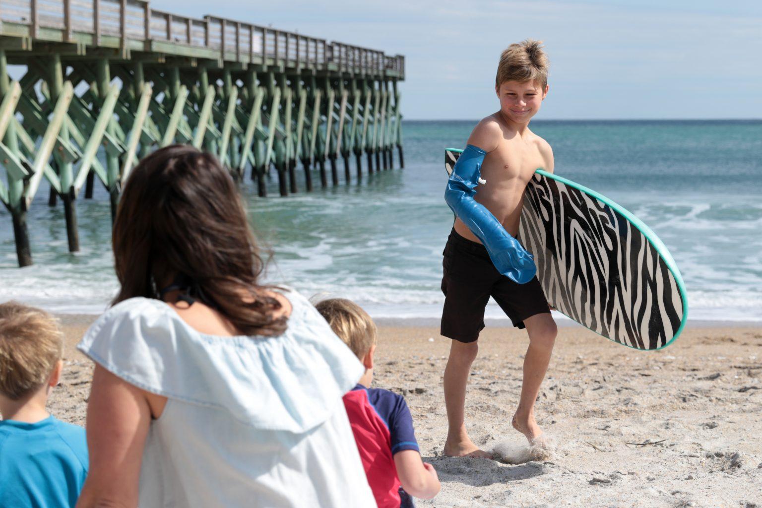 drypro-cast-child-in-a-cast