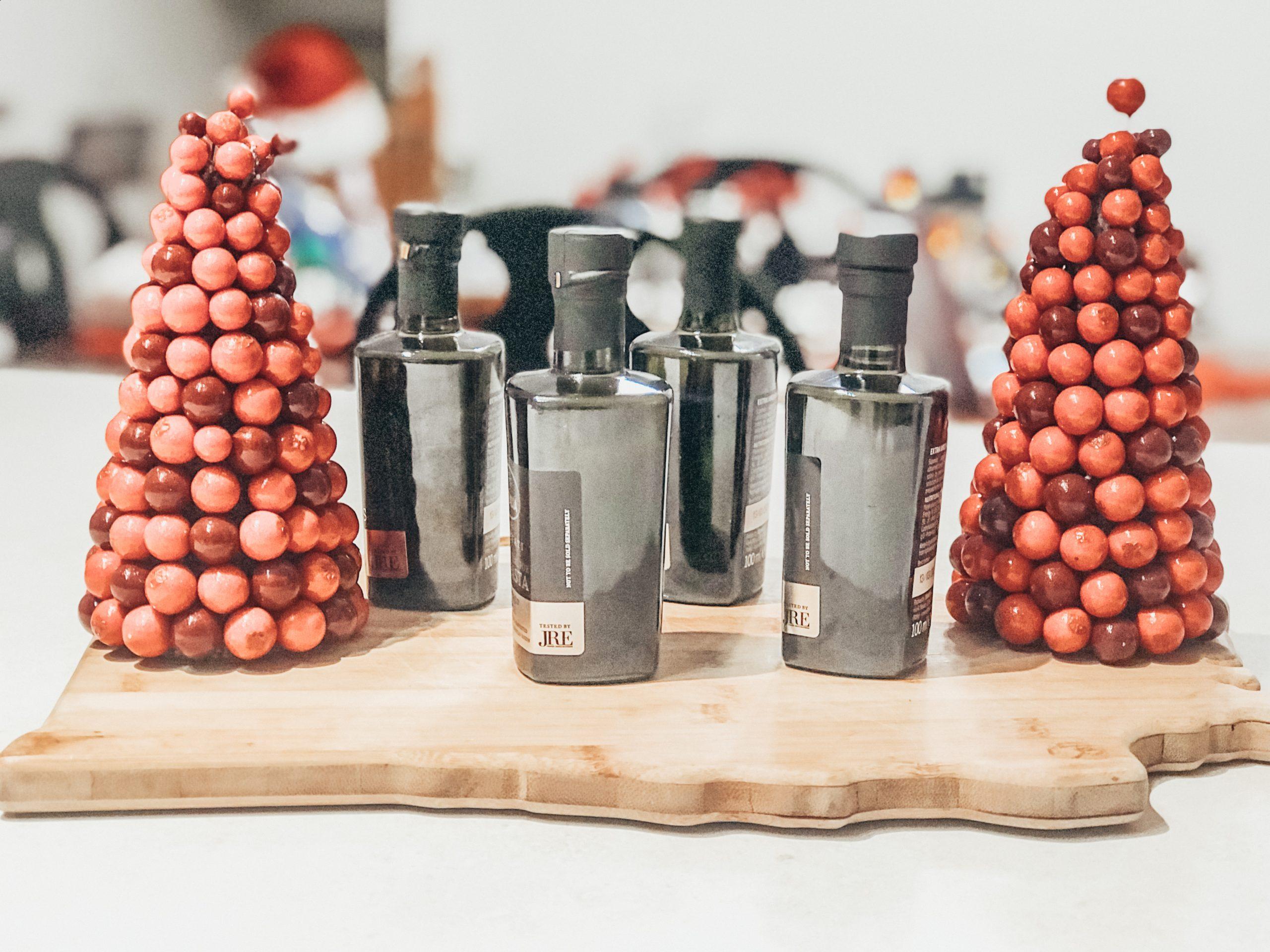 olive-oil-for-christmas-appetizers