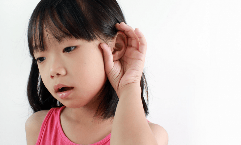 7 Ways to Know if Your Child Suffers From Hearing Loss