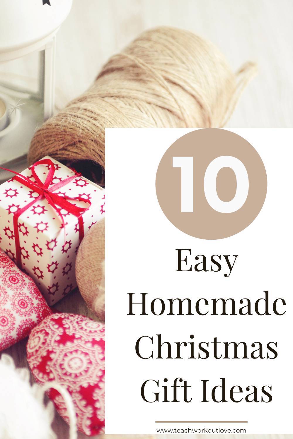 Here we have put together 10 easy homemade Christmas gift ideas. Make some creative handmade gifts for friends and family.