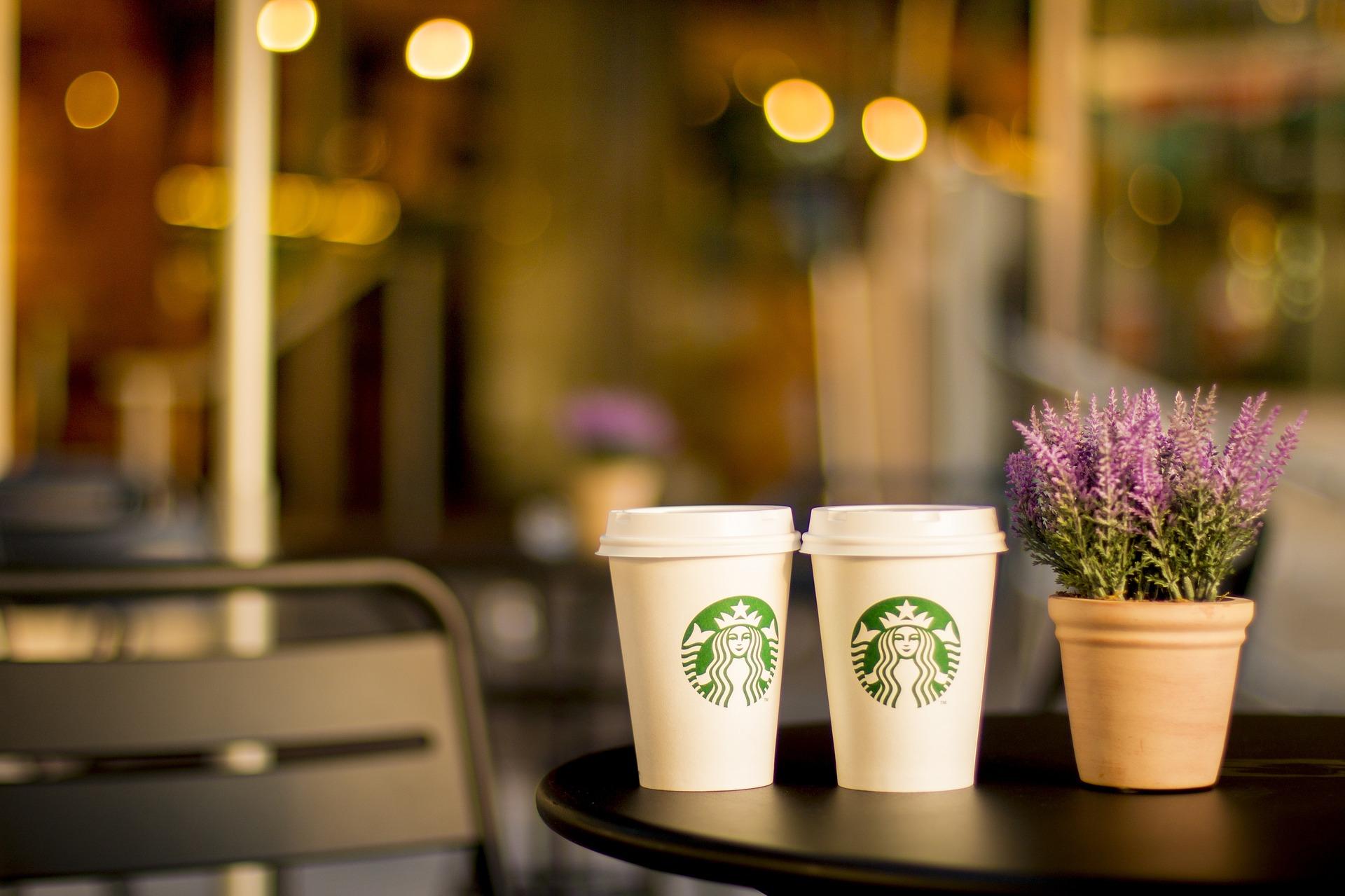 how to pick a healthy coffee choice from Starbucks