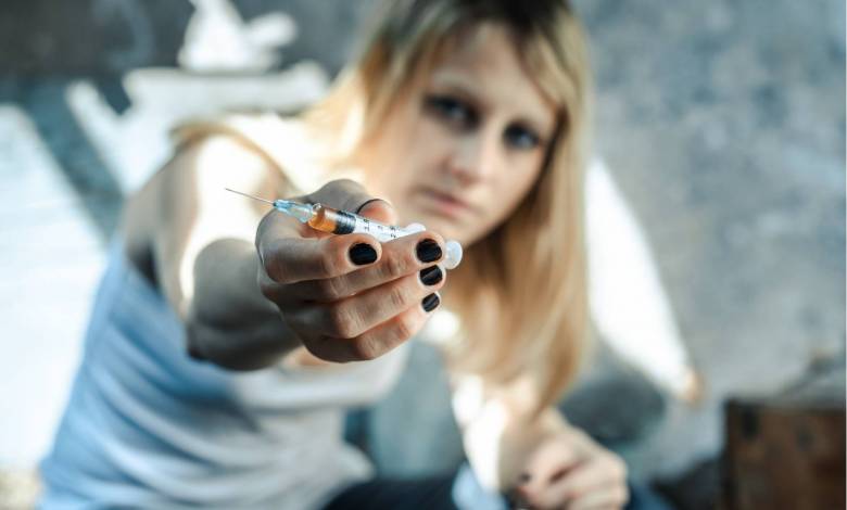 How To Navigate The Struggle of Addiction With Your Teen