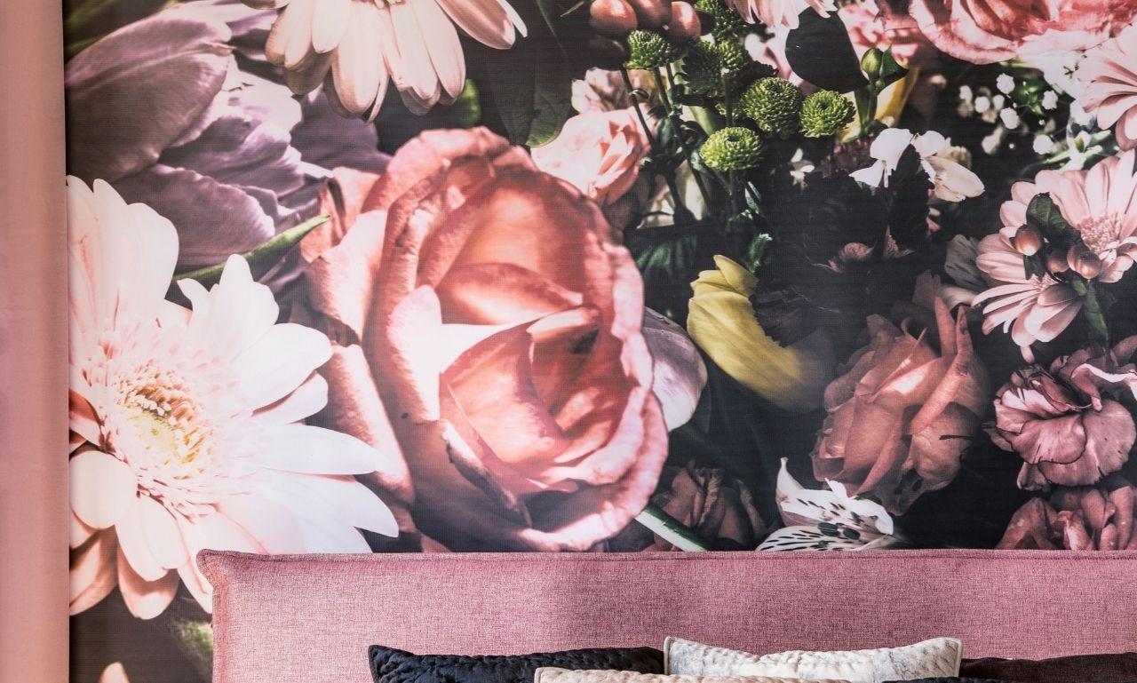 Floral wallpaper