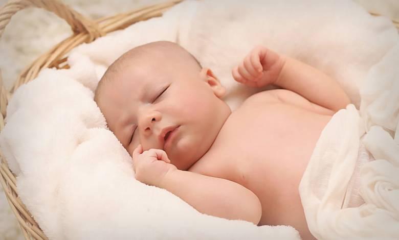 The Best Time to Take Newborn Photos
