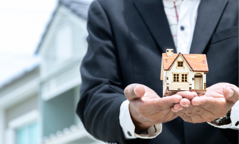 4 Helpful Tips to Sell Your House Faster